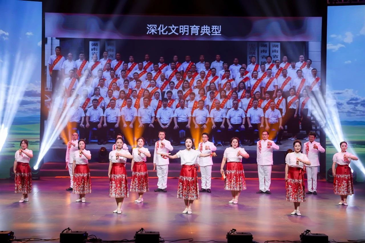 2024新澳门原料网大全