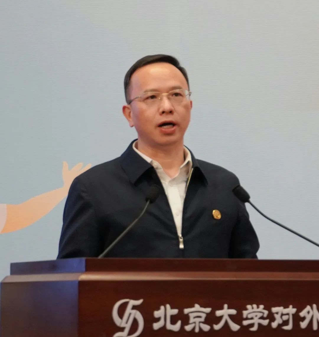2024新澳门原料网大全